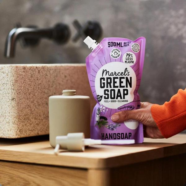 Marcel's Green Soap - Navulling Handzeep - Lavender & Rosemary (500 ml) - Afbeelding 2