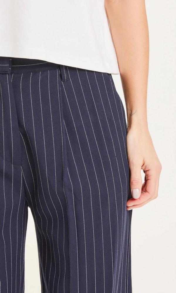 KnowledgeCotton Apparel - Posey Pin Stripe Wide Pants - Total Eclipse - Afbeelding 3