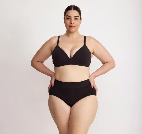 Organic Basics - Core Wireless Plunge Bra - Black
