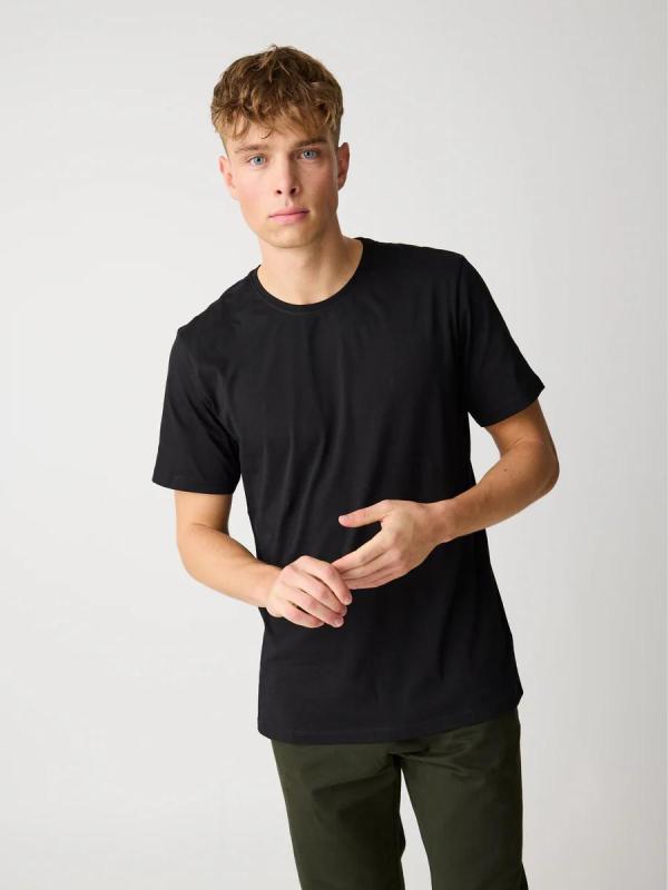 KnowledgeCotton Apparel - Agnar Basic Tee - Black Jet