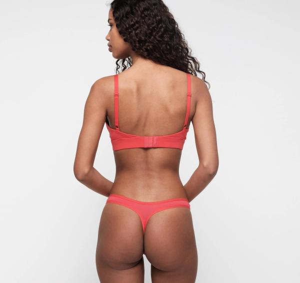 Organic Basics - Core Thong - Dragon Red - Afbeelding 3