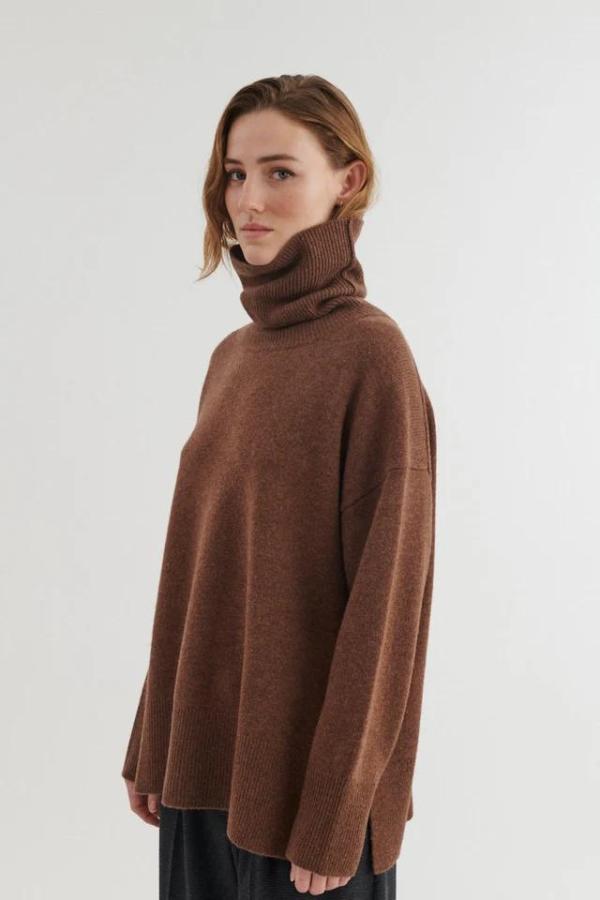 Basic Apparel - Liz Sweater With Collar Merino Wool - Fondue Fudge - Afbeelding 2